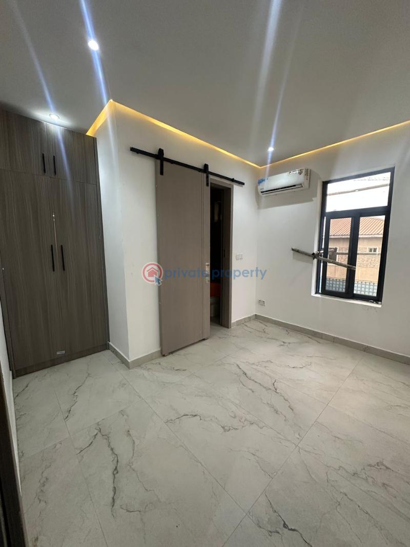 3 bedroom Shared Apartment For Sale Oniru Victoria Island Lagos - 2