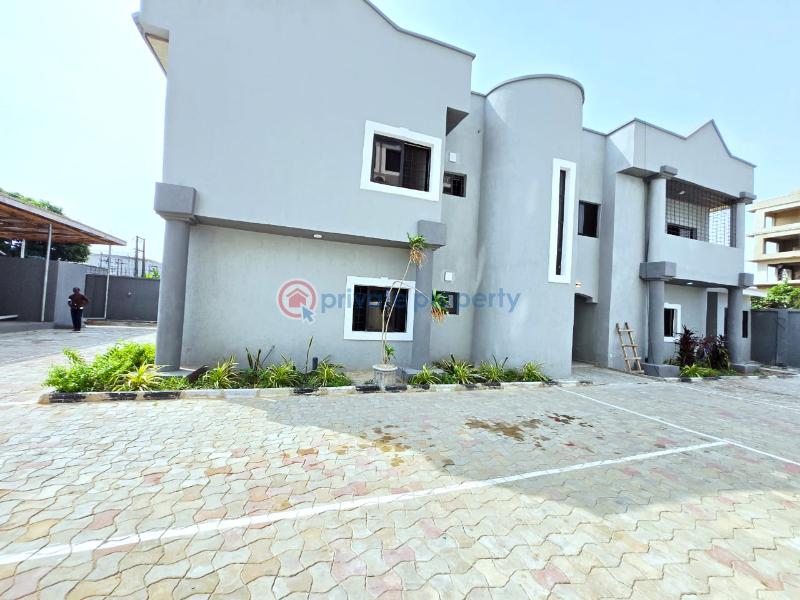 3 bedroom Flat & Apartment For Rent Lekki Phase 1 Lagos - 0