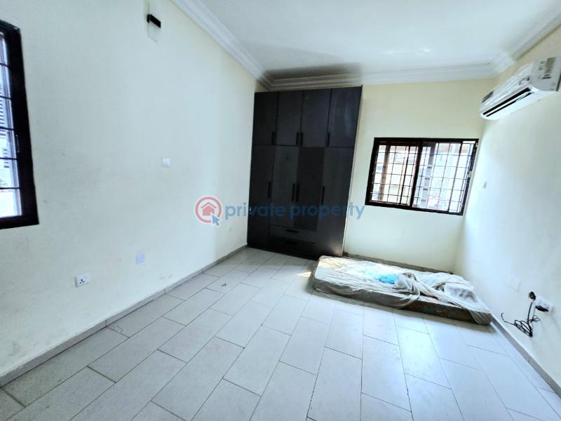3 bedroom Flat & Apartment For Rent Lekki Phase 1 Lagos - 3