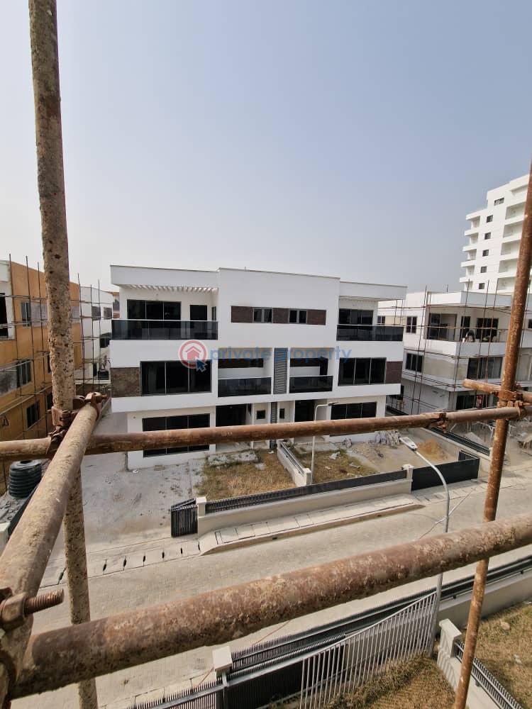 4 bedroom Semi detached Duplex For Rent Off Bourdillon Old Ikoyi Lagos - 21