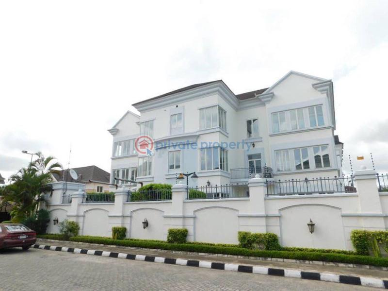 3 bedroom Shared Apartment For Rent Banana Island Ikoyi Lagos - 0