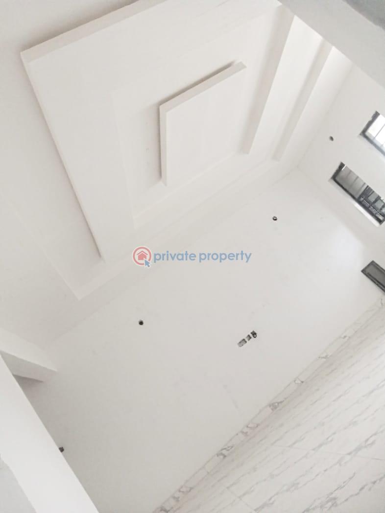 2 bedroom Block Of Flats For Rent Freedom Estate, Sars Road Rupkpokwu Port Harcourt Rivers - 1