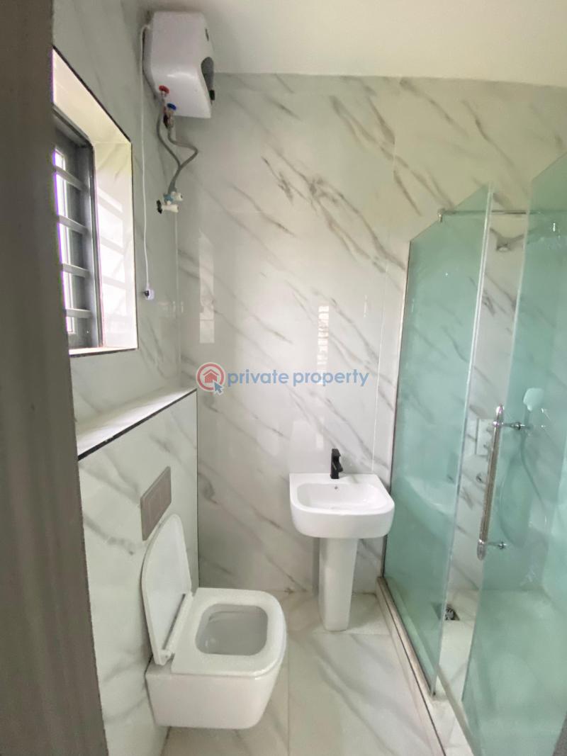 2 bedroom Block Of Flats For Sale Freedom Way Lekki Phase 1 Lagos - 3