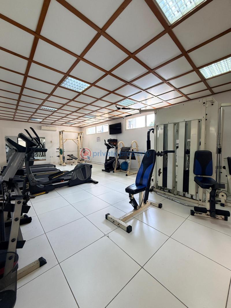 3 bedroom Block Of Flats For Sale Gerard Road Ikoyi Lagos - 3