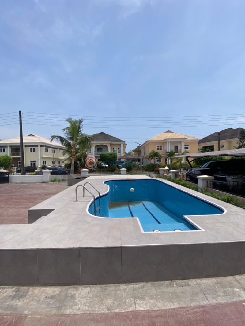 5 bedroom Detached Duplex For Sale Chevron Drive Lekki Lagos - 2