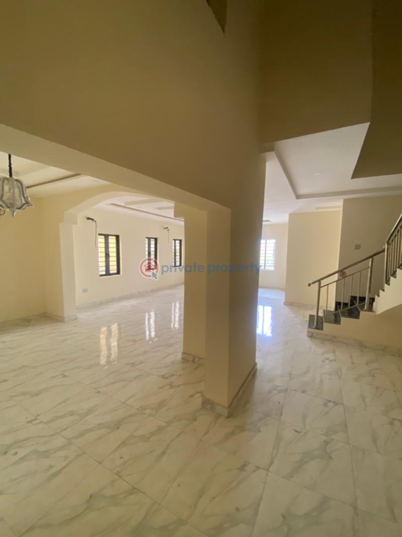 6 bedroom Detached Duplex For Sale Chevron Drive Lekki Lagos - 2