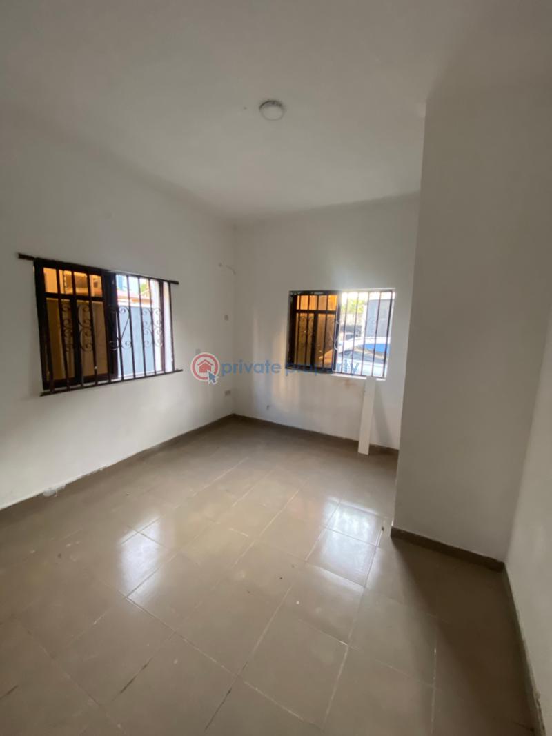 1 bedroom Block Of Flats For Rent Osapa London Lekki Lagos - 1
