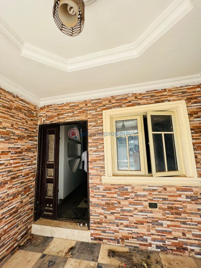 5 bedroom Bungalow For Sale Olomore Abeokuta Ogun - 1