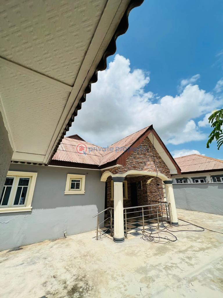 5 bedroom Bungalow For Sale Olomore Abeokuta Ogun - 4