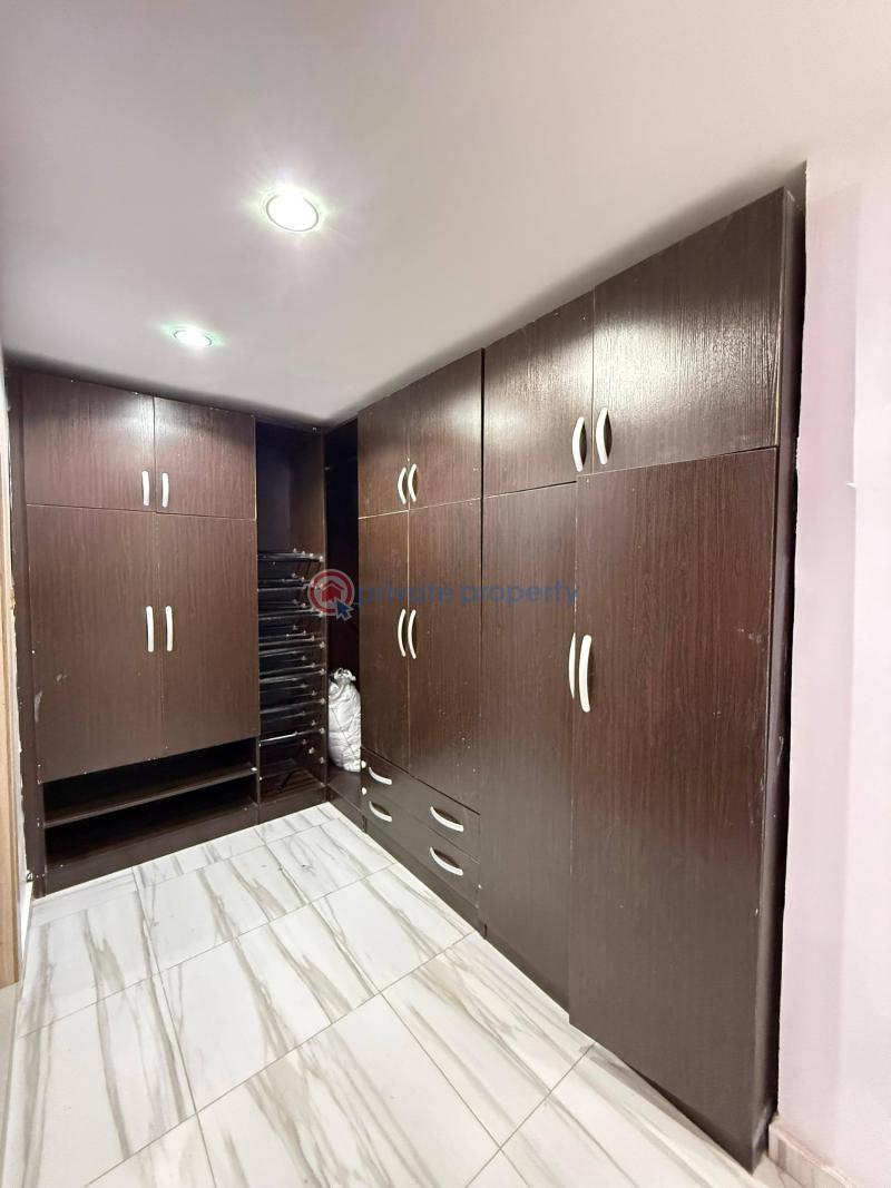 4 bedroom Terrace For Sale Abraham Adesanya Estate Sangotedo Ajah Lagos - 16