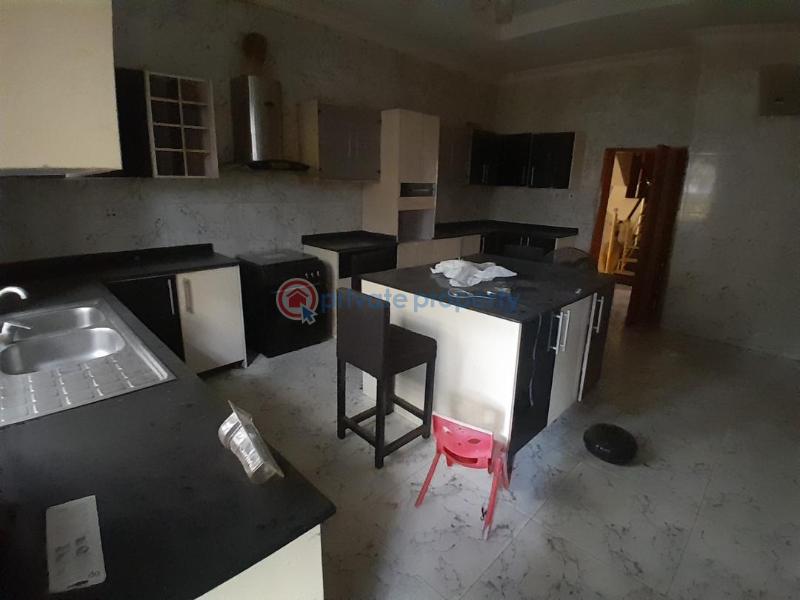 House For Sale Agungi Access To Enter Estate Via Automated Code. Agungi Lekki Lagos - 7