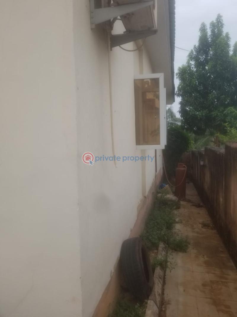 3 bedroom Bungalow For Sale Abuja Phase 4  - 4