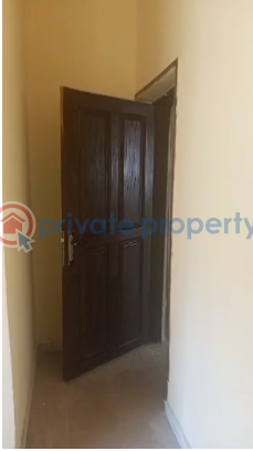 3 bedroom Block Of Flats For Rent Along A Street Utako Abuja Phase 2  - 5