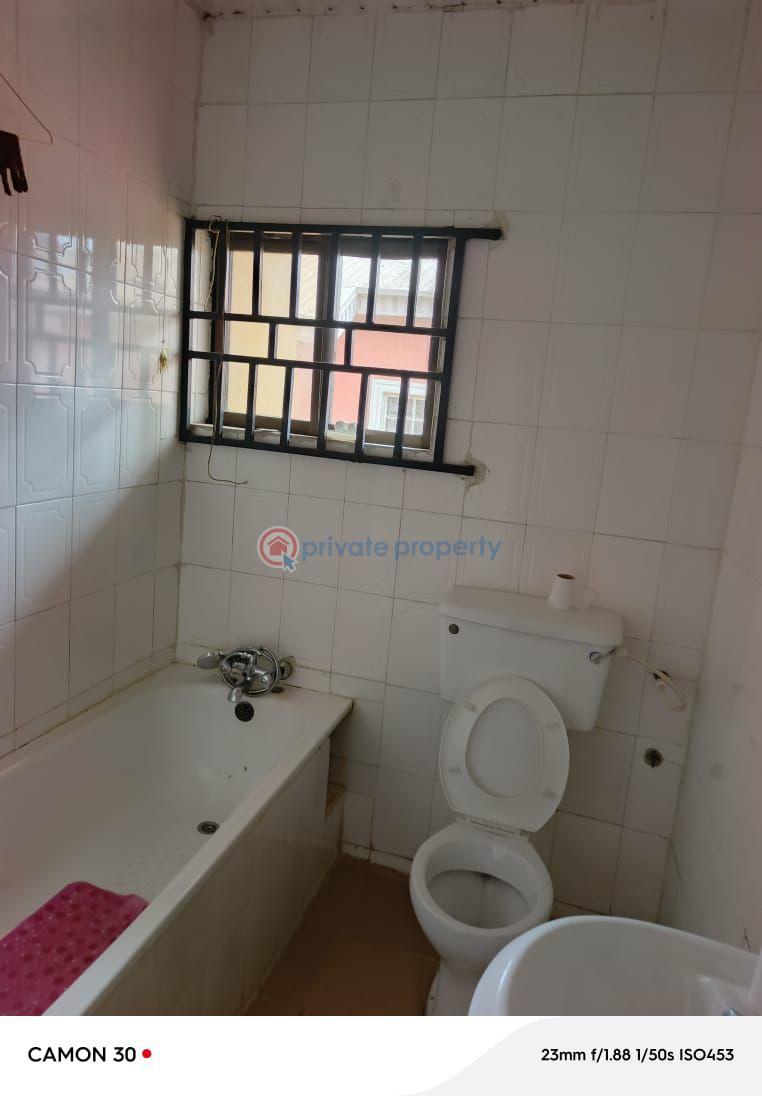 Well maintain & furnished 3nos of 4bedroom duplex - 11 Terraced Duplex For Sale Magodo Phase 1 Gra Magodo GRA Phase 1 Ojodu Lagos - 11