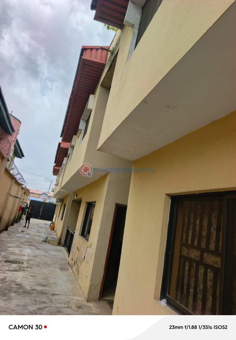 Terraced Duplex For Sale Magodo Phase 1 Gra Magodo GRA Phase 1 Ojodu Lagos - 0