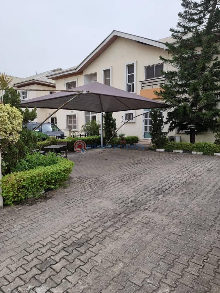 4 bedroom Semi detached Duplex For Sale Friend's Colony,osapa ,lekki Lagos Osapa Lekki Lagos
