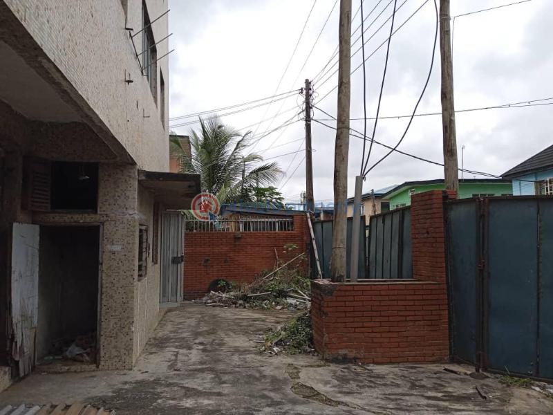 Well maintain ofice space of 4floors - 14 Office For Sale Close To Opebi Opebi Ikeja Lagos - 14