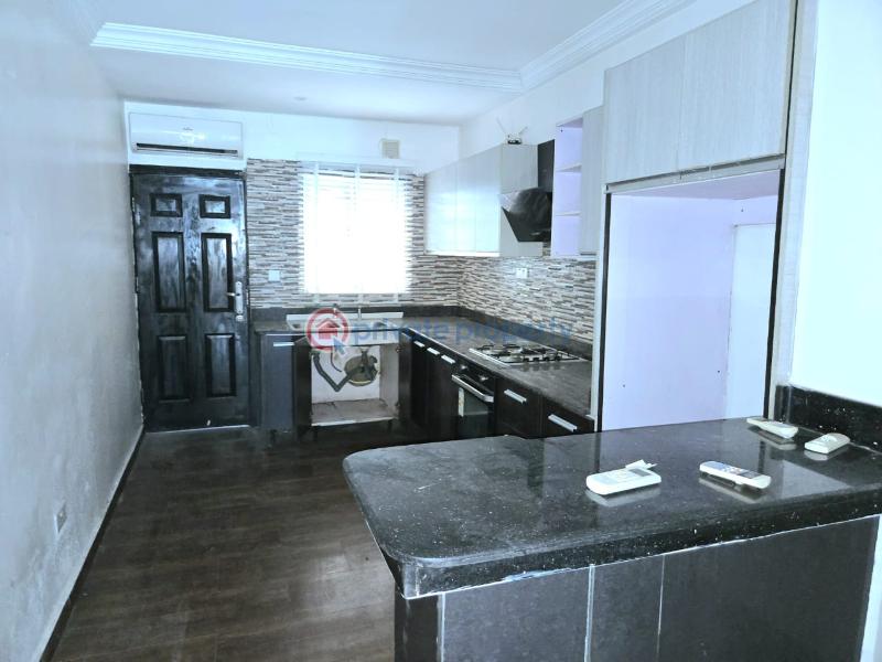Well maintained 2-bedroom apartment - 6 2 bedroom Flat & Apartment For Rent Oniru Victoria Island Lagos - 6