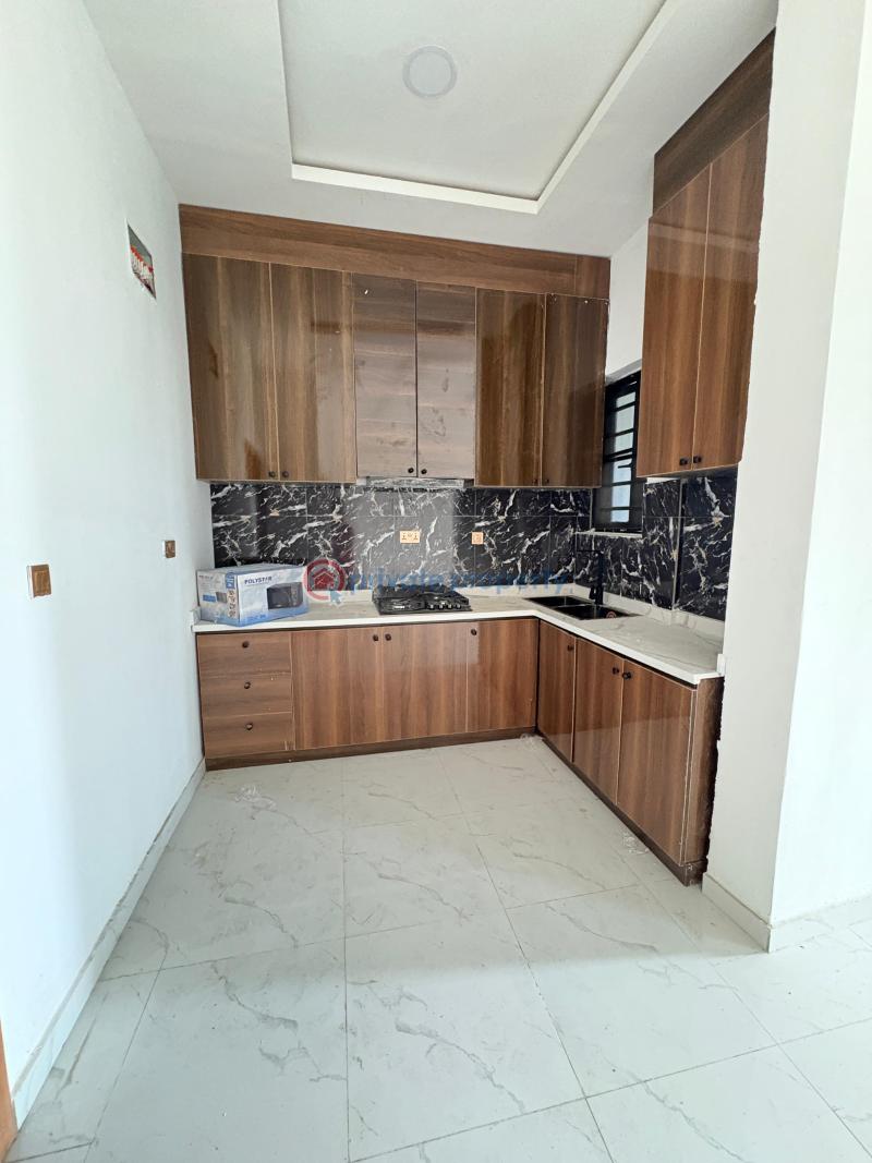 Well maintained 2 bedroom apartment - 11 2 bedroom Block Of Flats For Rent Orchid Lekki Lagos - 11