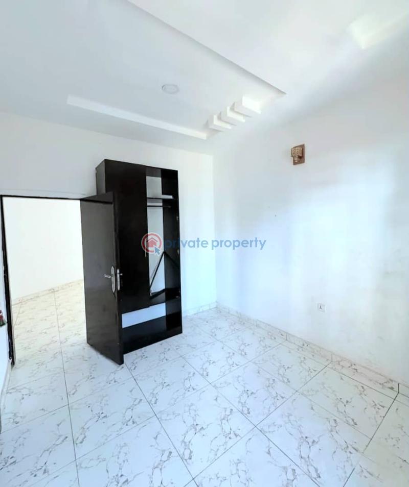 Well maintained 2 bedroom apartment - 5 2 bedroom Flat & Apartment For Rent Ilasan Ikate Elegushi Lekki Lagos - 5