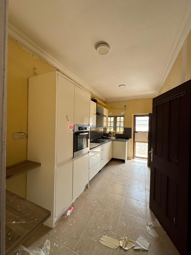 Well maintained 2 bedroom apartment - 2 2 bedroom Block Of Flats For Rent Victoria Island Lagos - 2
