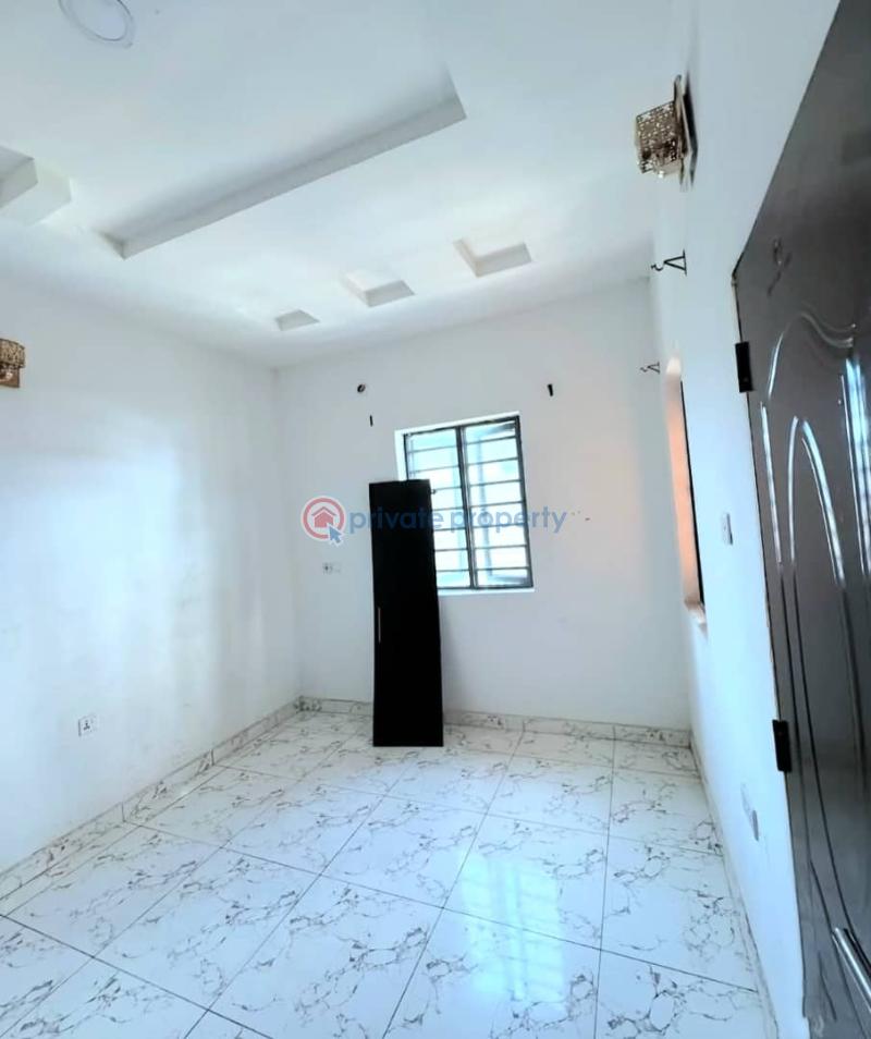 Well maintained 2 bedroom apartment - 4 2 bedroom Flat & Apartment For Rent Ilasan Ikate Elegushi Lekki Lagos - 4