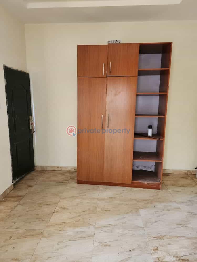 2 bedroom Block Of Flats For Rent Ocean Bay Estate, Orchid Road Lekki Lagos - 3