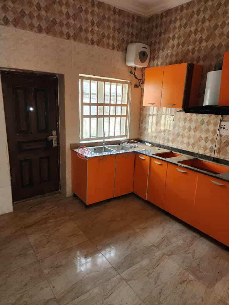 2 bedroom Block Of Flats For Rent Ocean Bay Estate, Orchid Road Lekki Lagos - 2