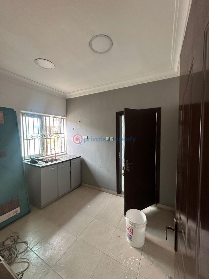 2 bedroom Commercial Property For Rent Lekki Phase 1 Lagos - 3