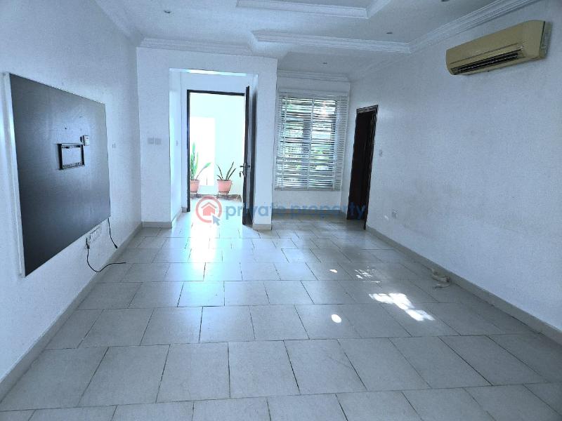 Well maintained 2-bedroom apartment - 5 2 bedroom Flat & Apartment For Rent Oniru Victoria Island Lagos - 5
