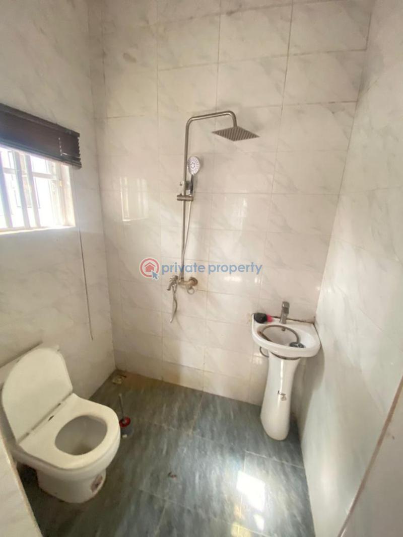 2 bedroom Flat & Apartment For Rent Behind Lbs Olokonla Ajah Lagos - 4