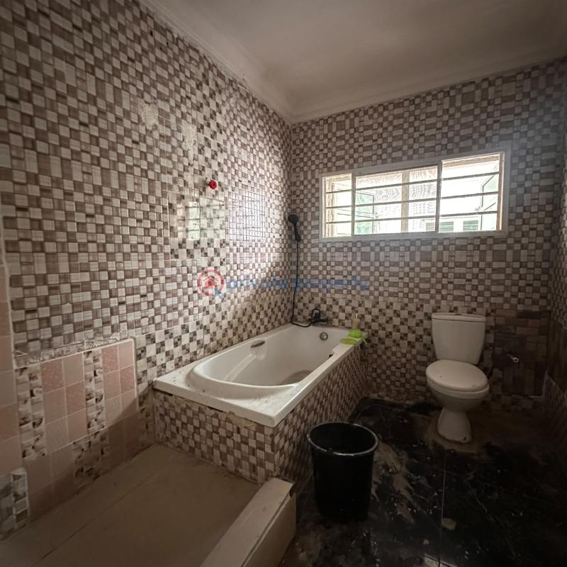 2 bedroom Shared Apartment For Rent Lekki Phase 1 Lagos - 11
