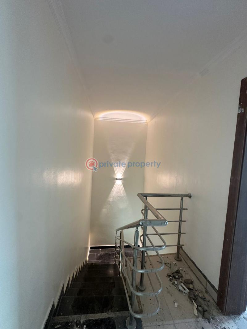 Well maintained 3 bedroom 3 bedroom maisonette with bq - 8 3 bedroom Block Of Flats For Rent Ikeja Lagos - 8