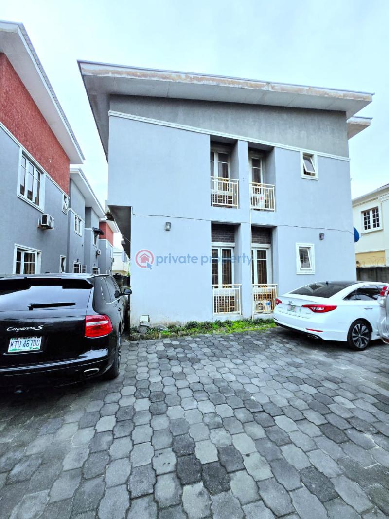 3 bedroom Flat & Apartment For Rent Lekki Right, U3 Estate Lekki Phase 1 Lagos - 0