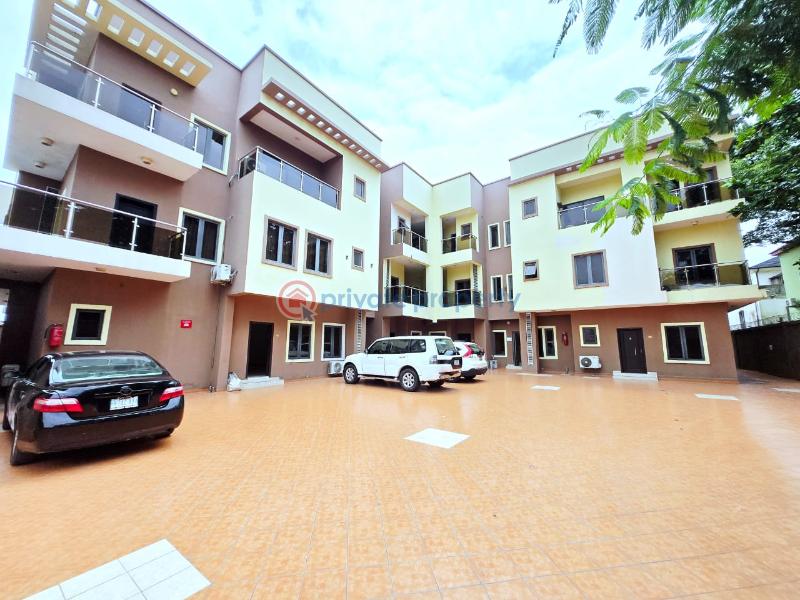3 bedroom Flat & Apartment For Rent Lekki Phase 1 Lagos - 0