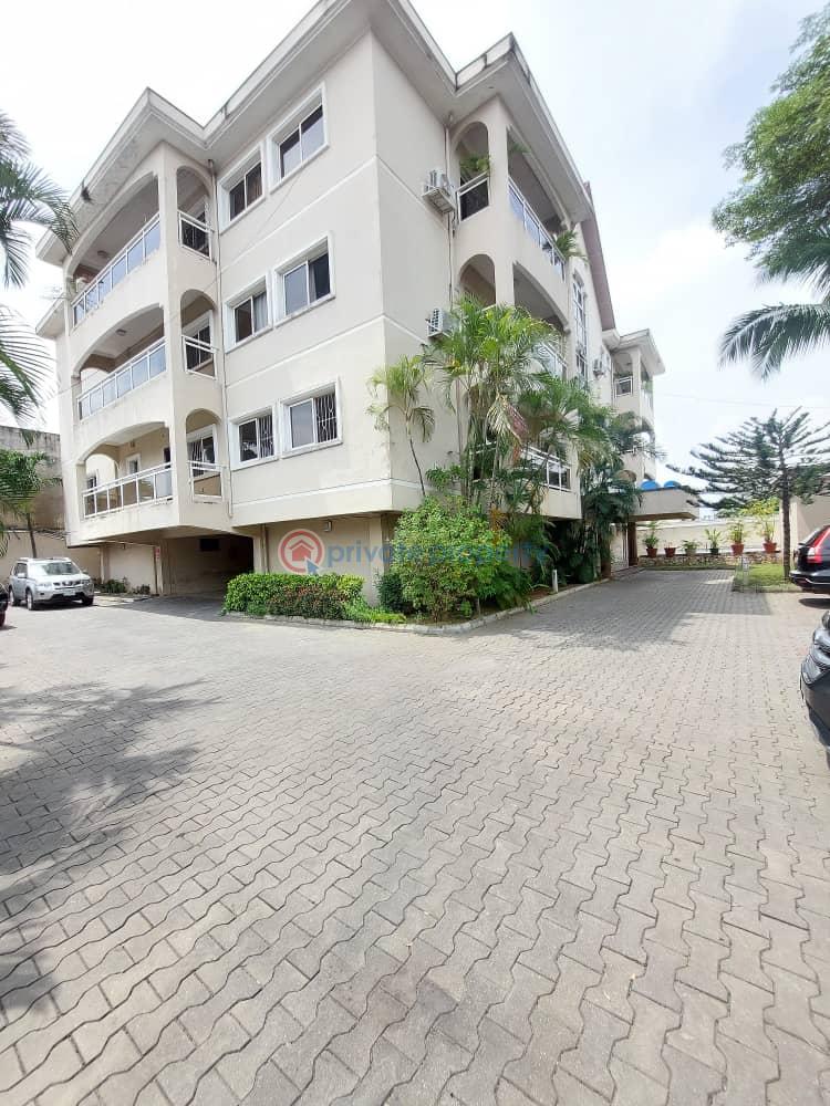 Well maintained 3 bedroom apartment - 11 3 bedroom Flat & Apartment For Sale Parkview Estate Ikoyi Lagos - 11