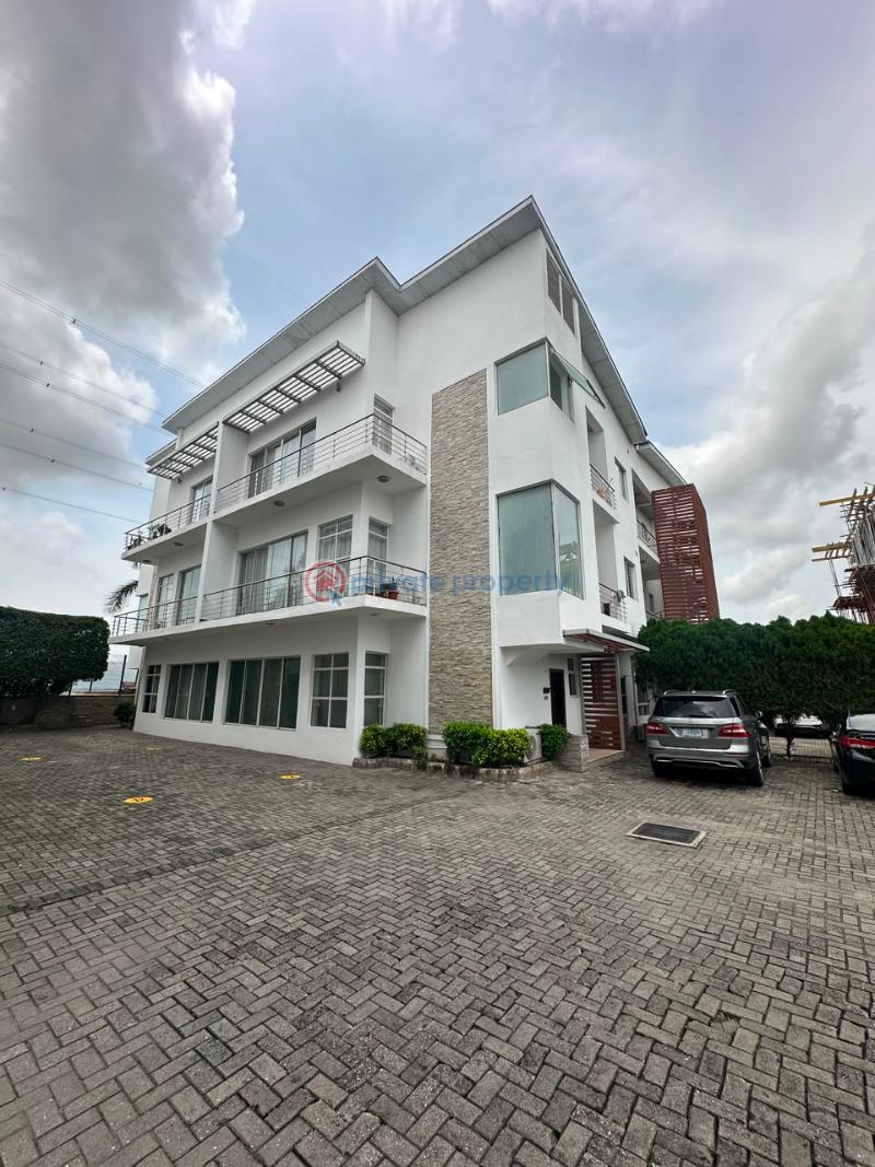 3 bedroom Shared Apartment For Sale Banana Island Ikoyi Lagos - 0