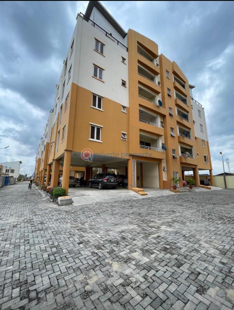 Well maintained 3 bedroom apartment with a bq at yaba - 1 3 bedroom Block Of Flats For Sale Alagomeji Yaba Lagos - 1