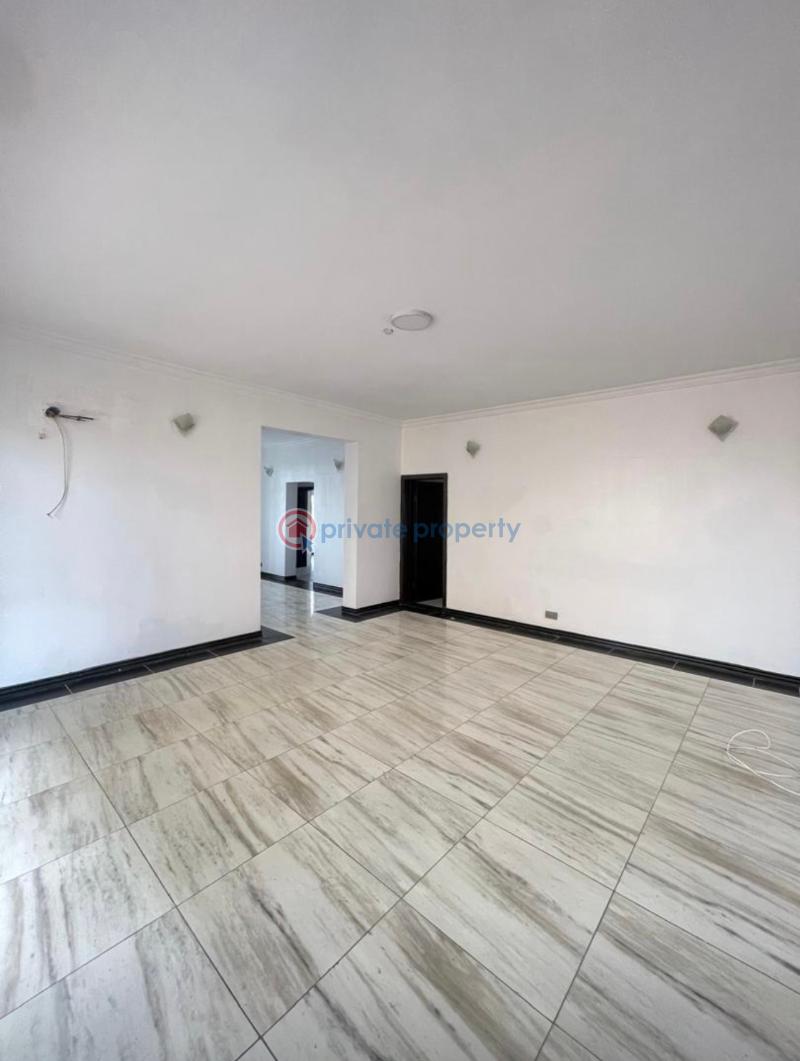 Well maintained 3 bedroom apartment with a bq at yaba - 3 3 bedroom Block Of Flats For Sale Alagomeji Yaba Lagos - 3