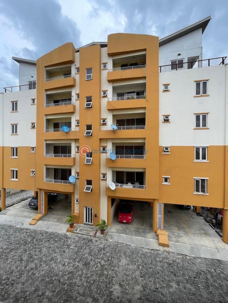 3 bedroom Block Of Flats For Sale Alagomeji Yaba Lagos - 0