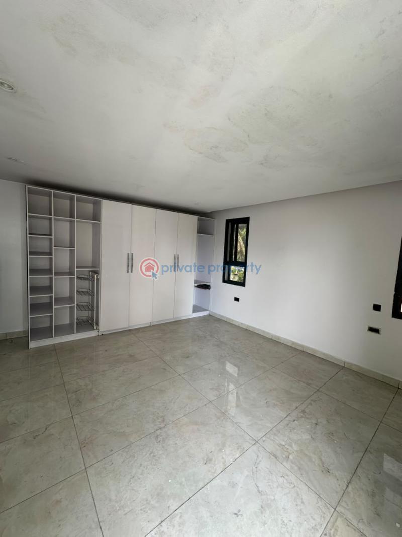 3 bedroom Shared Apartment For Rent Ikoyi Lagos - 0