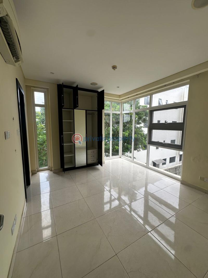 3 bedroom Shared Apartment For Rent Banana Island Ikoyi Lagos - 12