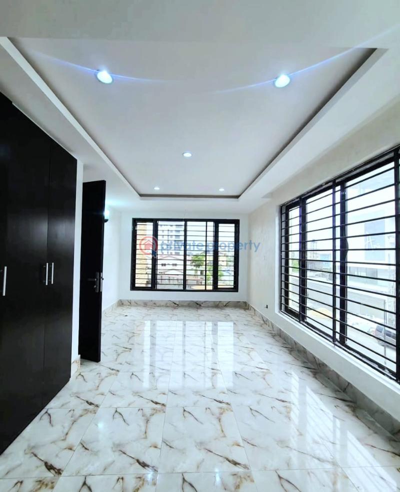 3 bedroom Flat & Apartment For Rent Lekki Right Lekki Phase 1 Lagos - 2