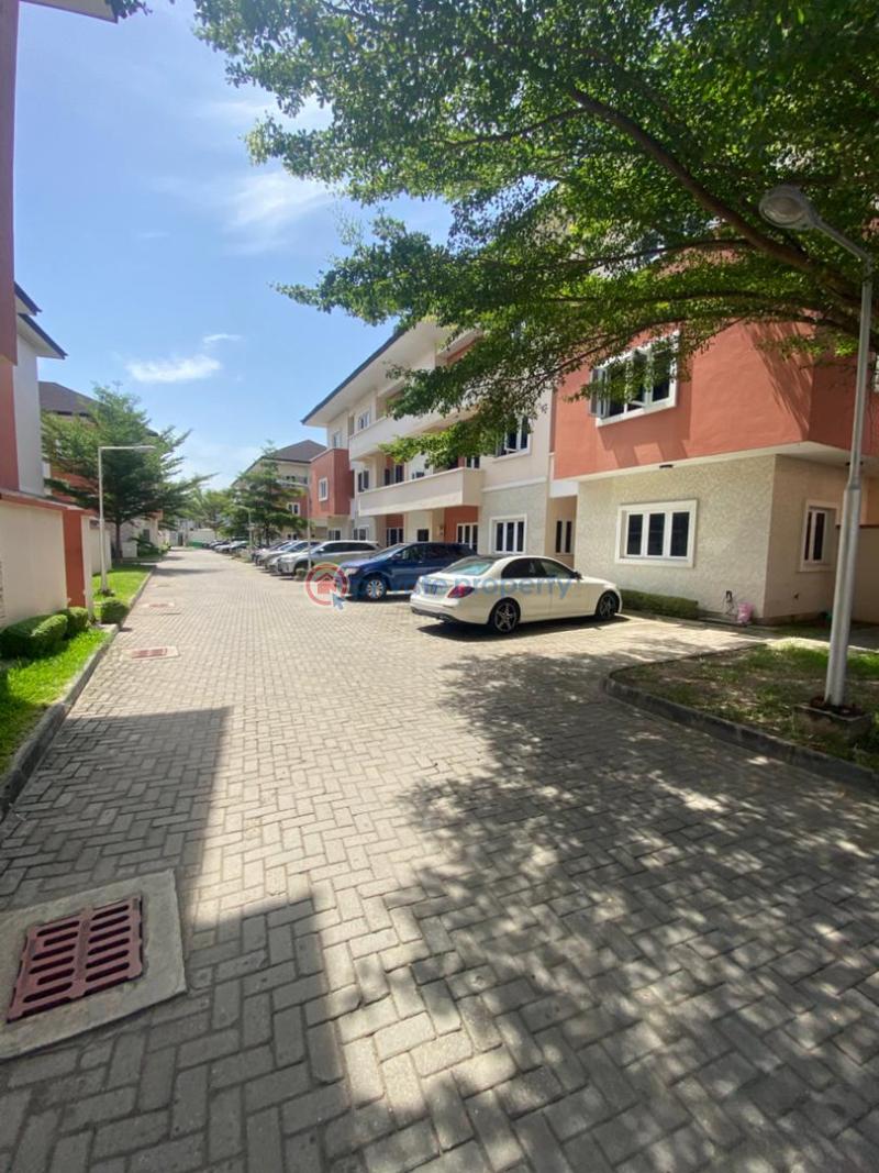 3 bedroom Terraced Duplex For Rent By Chisco B/stop Behind Ap Filling Station Ikate Elegushi Lekki Lagos