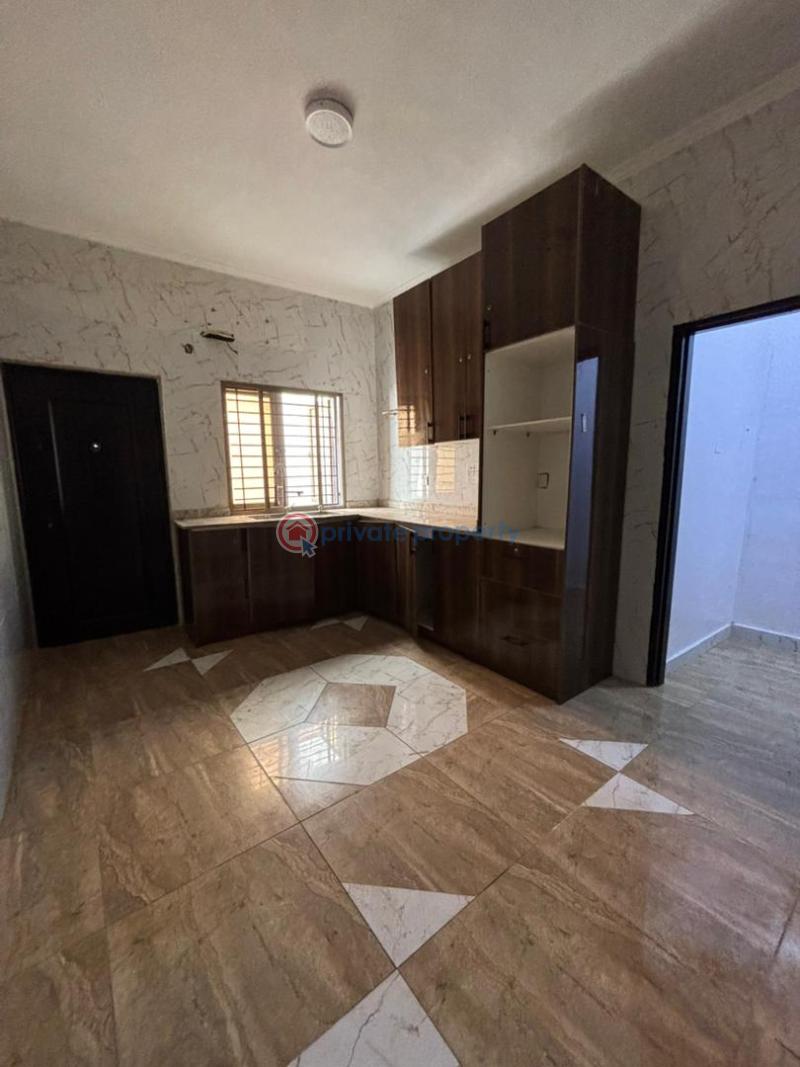 3 bedroom House For Rent Lekki Phase 1 Lagos - 4