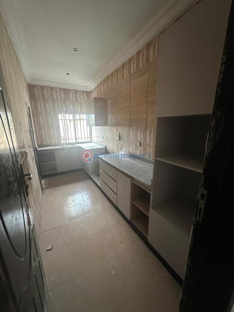 3 bedroom Flat & Apartment For Rent Gbagada Lagos - 8