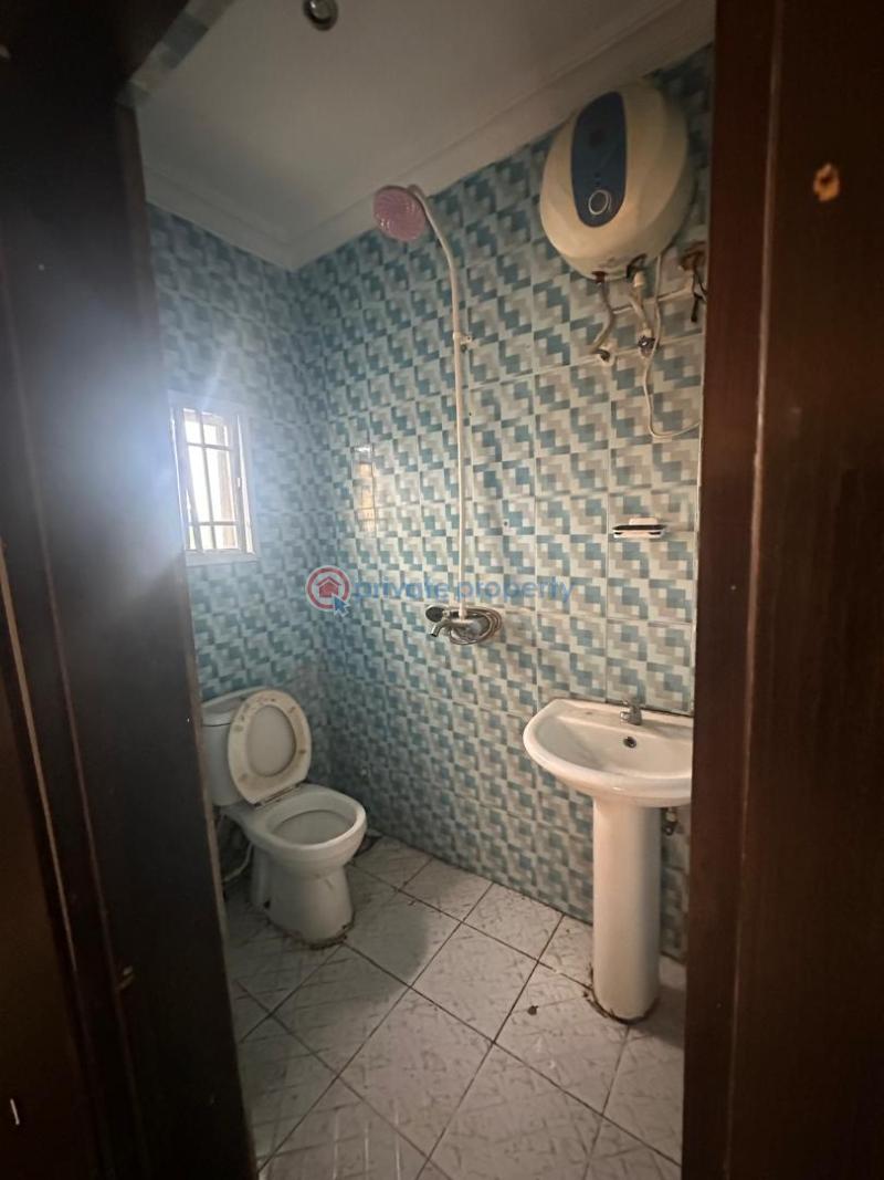 3 bedroom Flat & Apartment For Rent Gbagada Lagos - 5