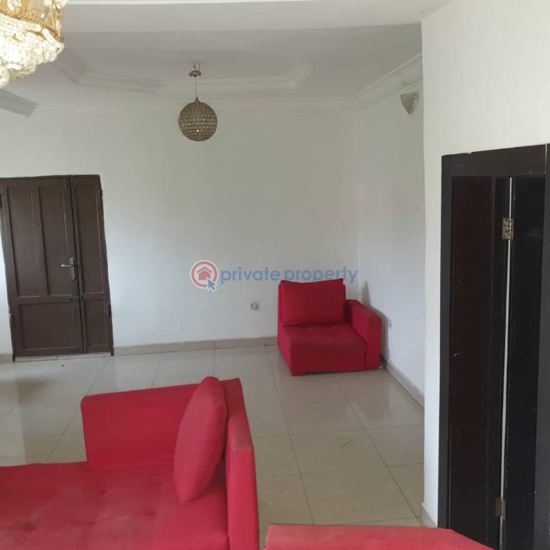 3 bedroom Flat & Apartment For Rent In A Close Ologolo Lekki Lagos - 1