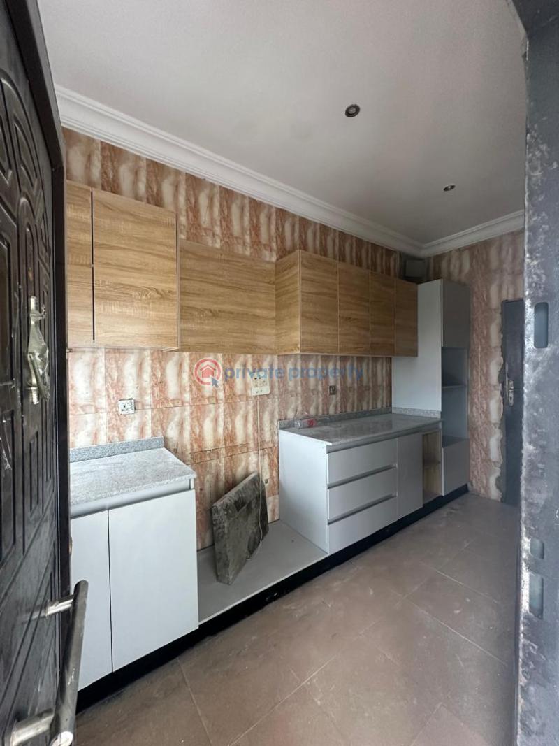 3 bedroom Flat & Apartment For Rent Gbagada Lagos - 7