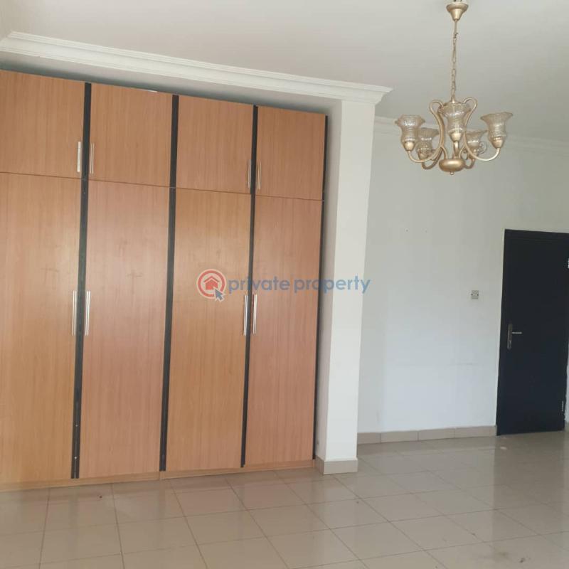 3 bedroom Flat & Apartment For Rent In A Close Ologolo Lekki Lagos - 6
